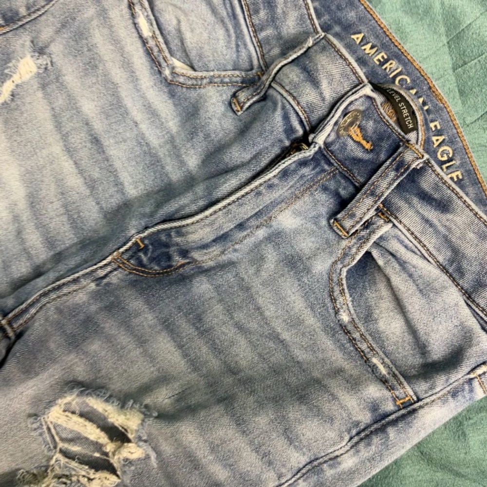 American Eagle Outfitters Women's High Rise Light Blue Jeans